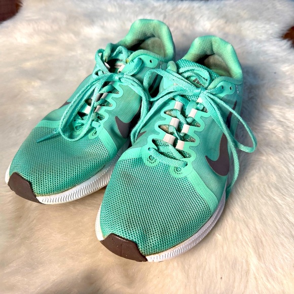 Nike Run Downshifter 8 Aqua Sneakers 7.5 - Picture 1 of 7